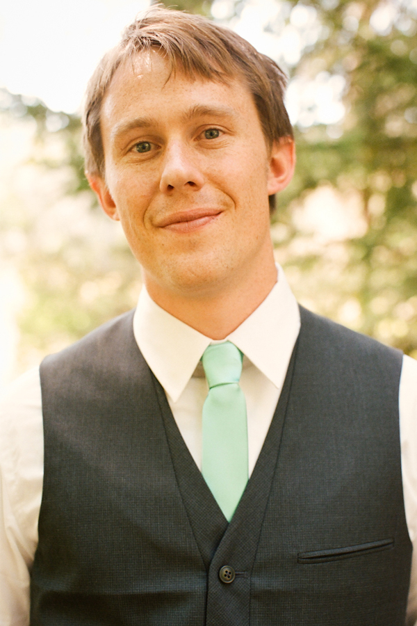 colorful-outdoor-oregon-wedding