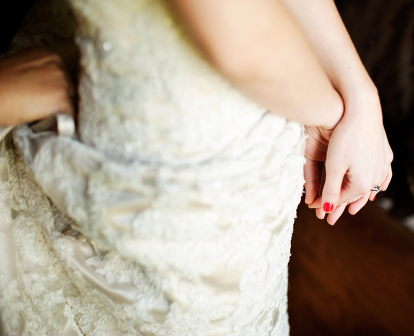 diy-red-and-white-wedding