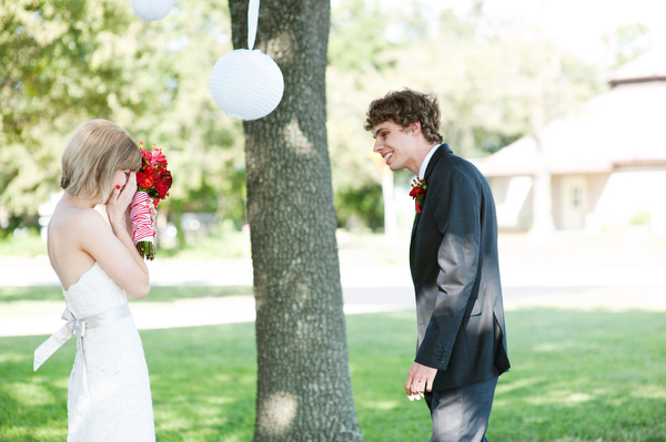 diy-red-and-white-wedding