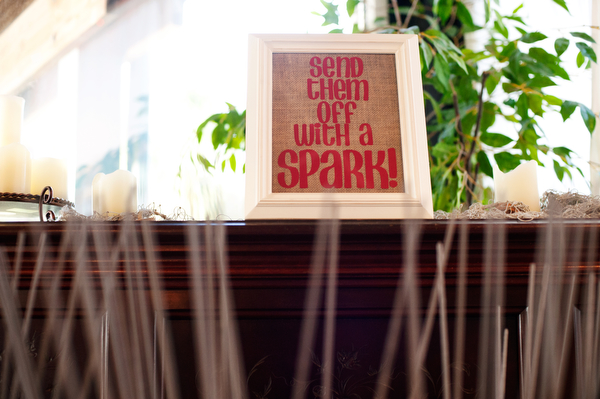 diy-red-and-white-wedding