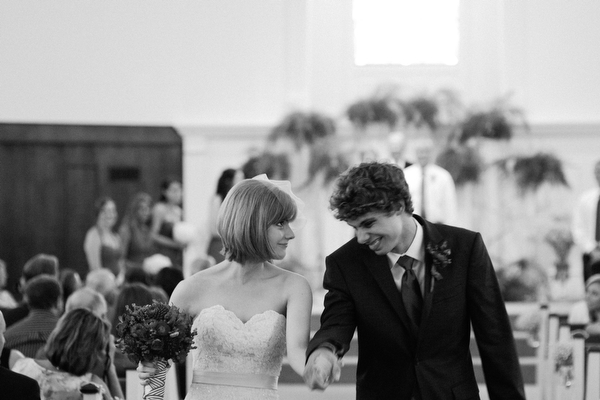 diy-red-and-white-wedding