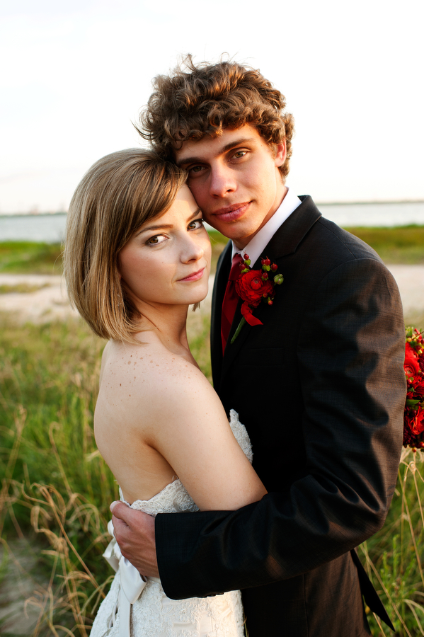 diy-red-and-white-wedding