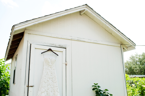 diy-red-and-white-wedding
