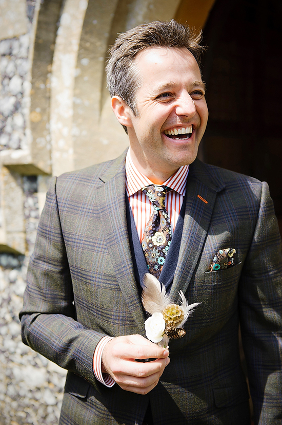 glamorous-uk-barn-wedding