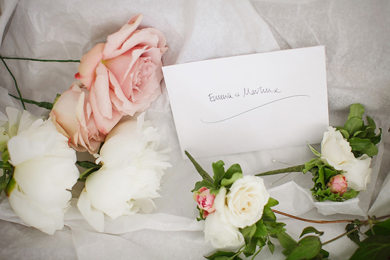 glamorous-uk-barn-wedding