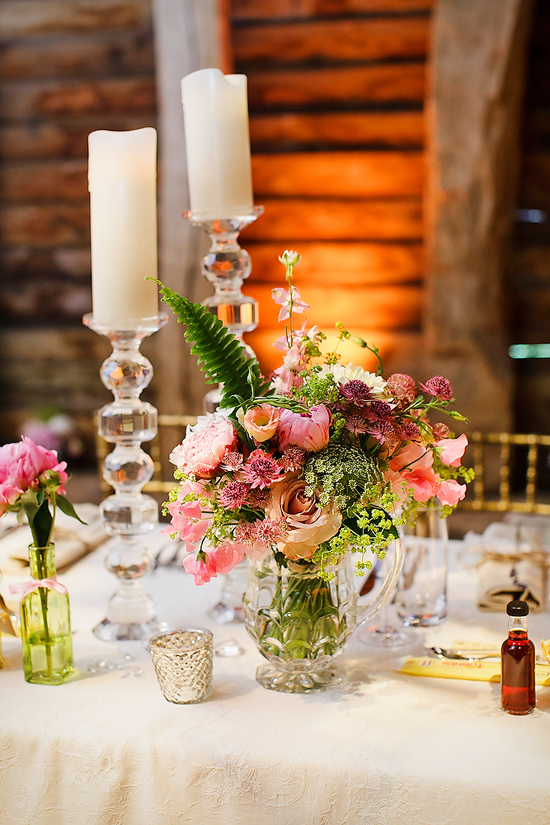 glamorous-uk-barn-wedding