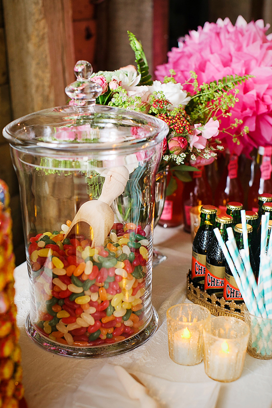 glamorous-uk-barn-wedding