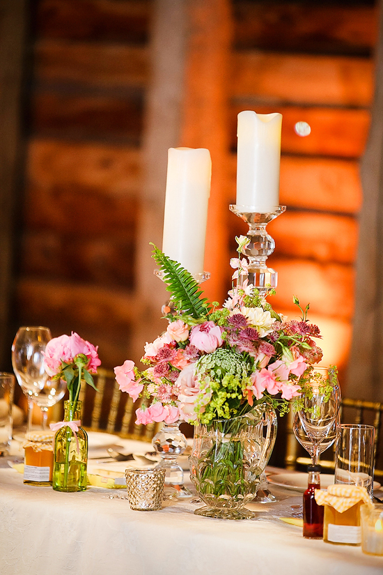 glamorous-uk-barn-wedding