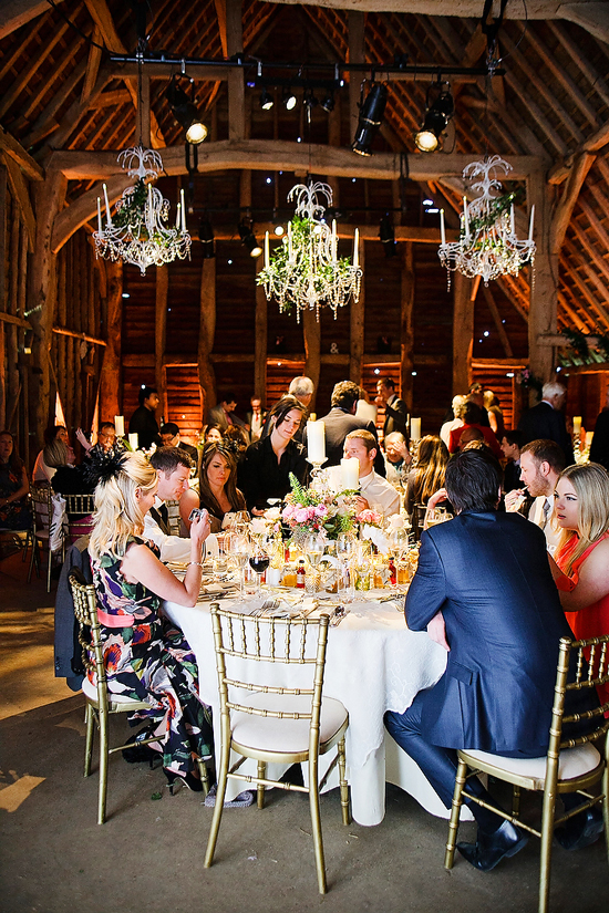 glamorous-uk-barn-wedding