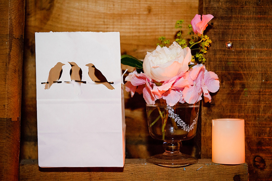 glamorous-uk-barn-wedding
