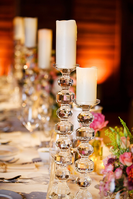 glamorous-uk-barn-wedding