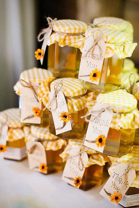glamorous-uk-barn-wedding