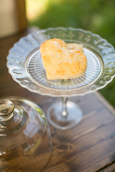 honey-inspired-wedding-ideas
