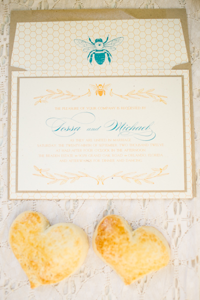 honey-inspired-wedding-ideas