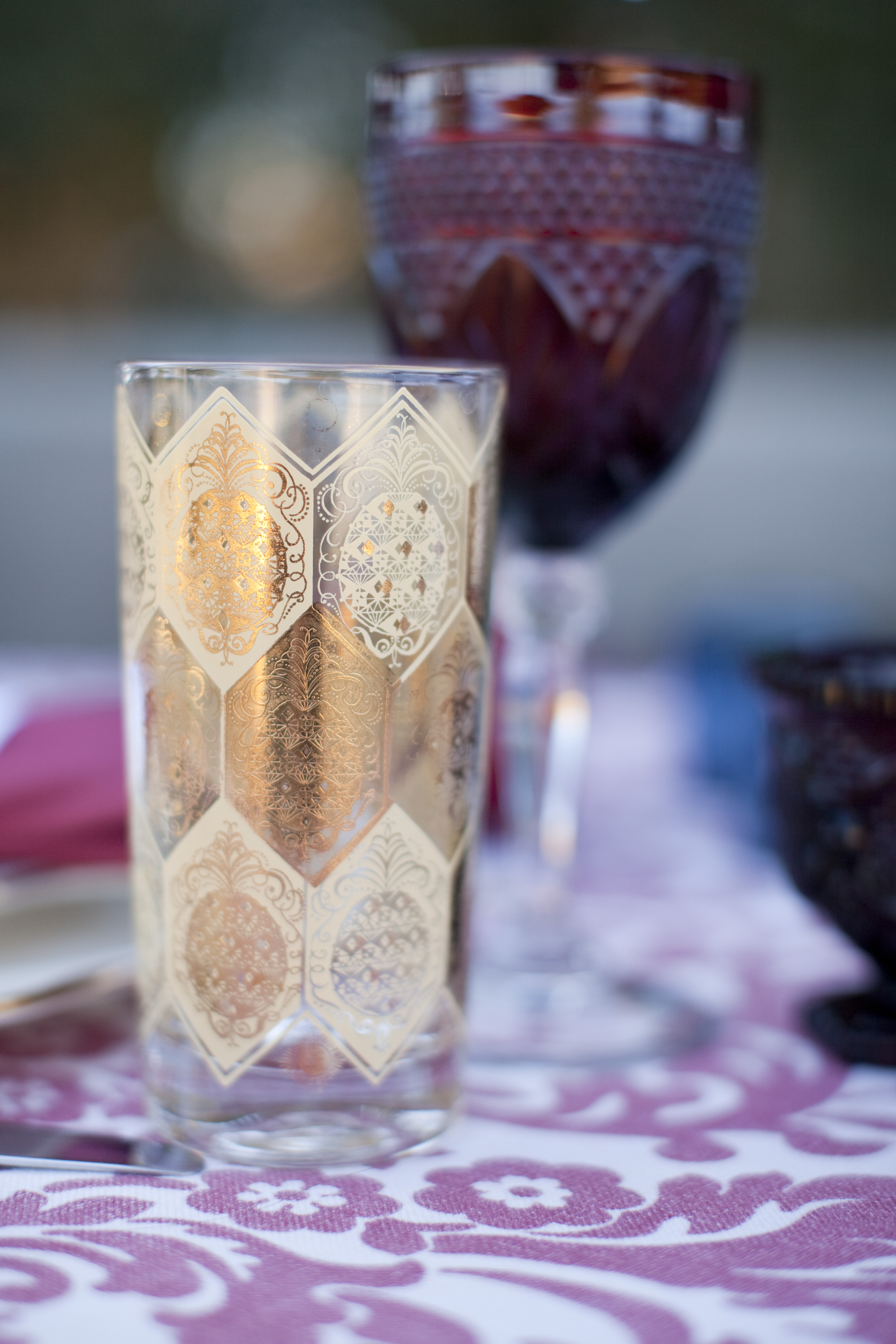 love-inspired-red-and-gold-holiday-ideas