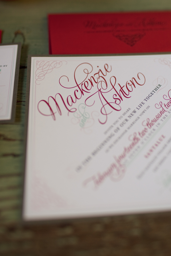 love-inspired-red-and-gold-holiday-ideas