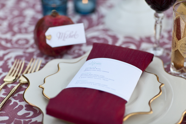 love-inspired-red-and-gold-holiday-ideas