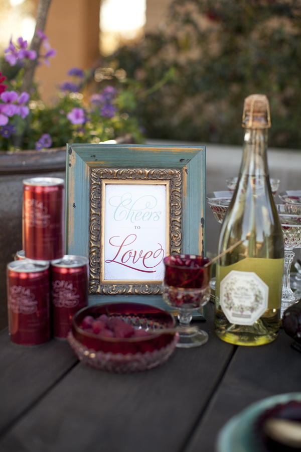 love-inspired-red-and-gold-holiday-ideas