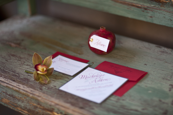 love-inspired-red-and-gold-holiday-ideas