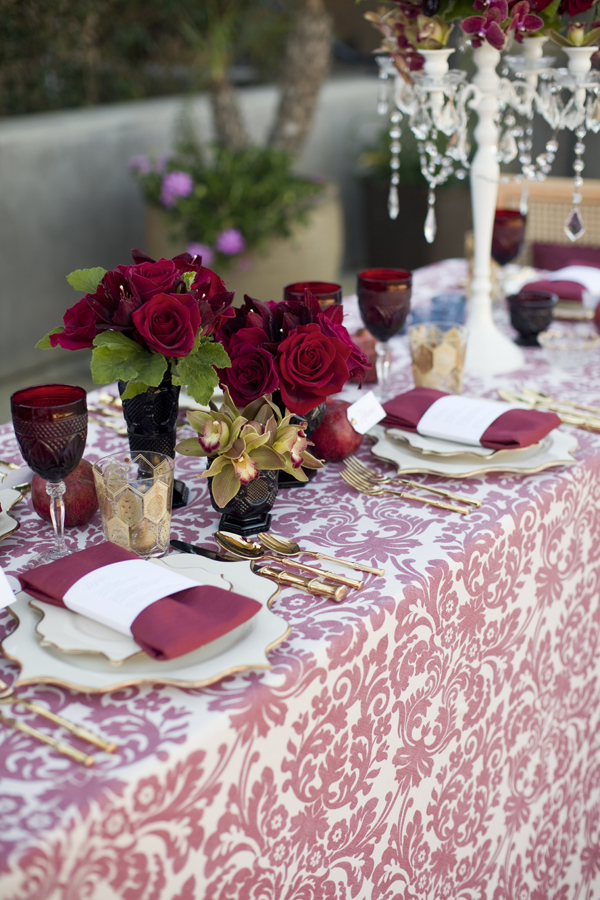 love-inspired-red-and-gold-holiday-ideas