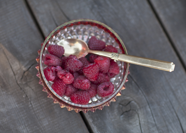 love-inspired-red-and-gold-holiday-ideas