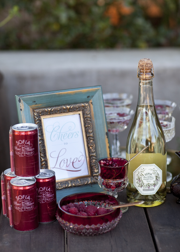 love-inspired-red-and-gold-holiday-ideas