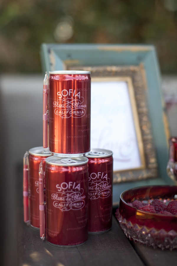 love-inspired-red-and-gold-holiday-ideas