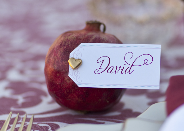 love-inspired-red-and-gold-holiday-ideas