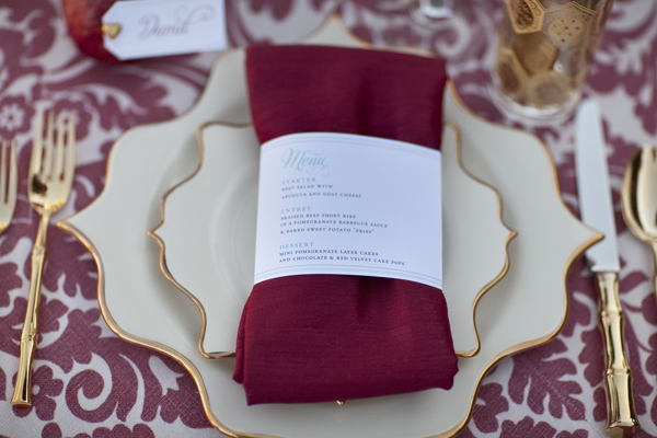 love-inspired-red-and-gold-holiday-ideas
