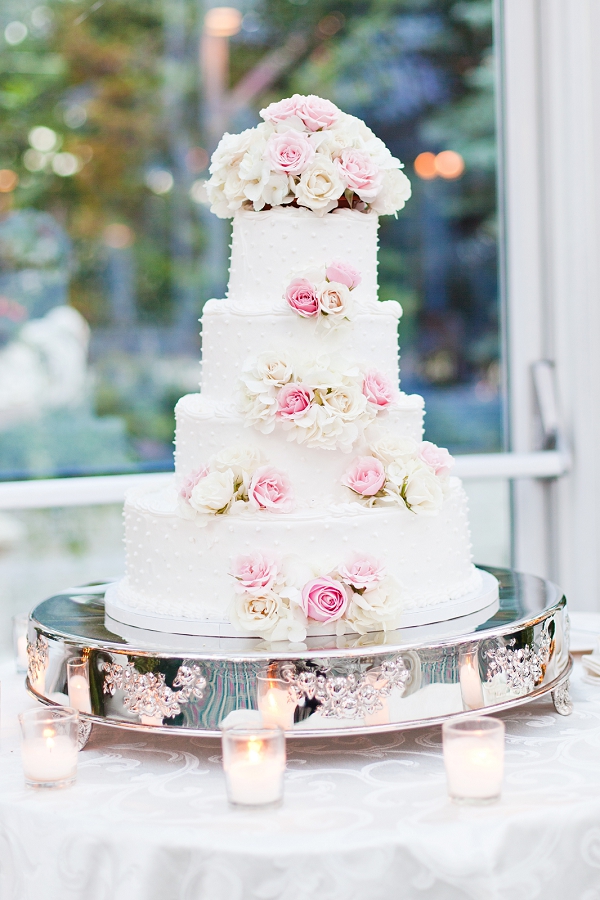 pink-and-white-garden-wedding