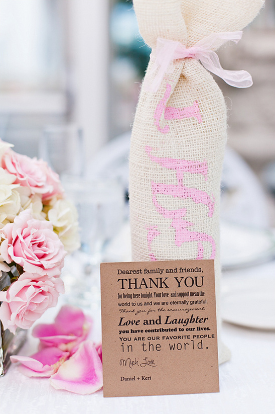 Wedding favor: Thank you burlap wine bag with heartfelt message