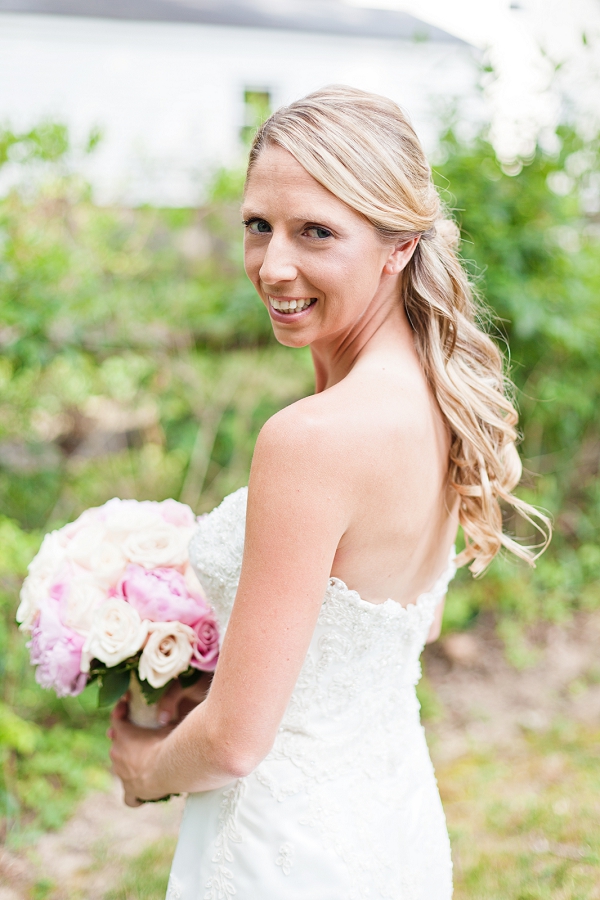 pink-and-white-garden-wedding