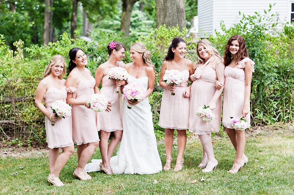 pink-and-white-garden-wedding