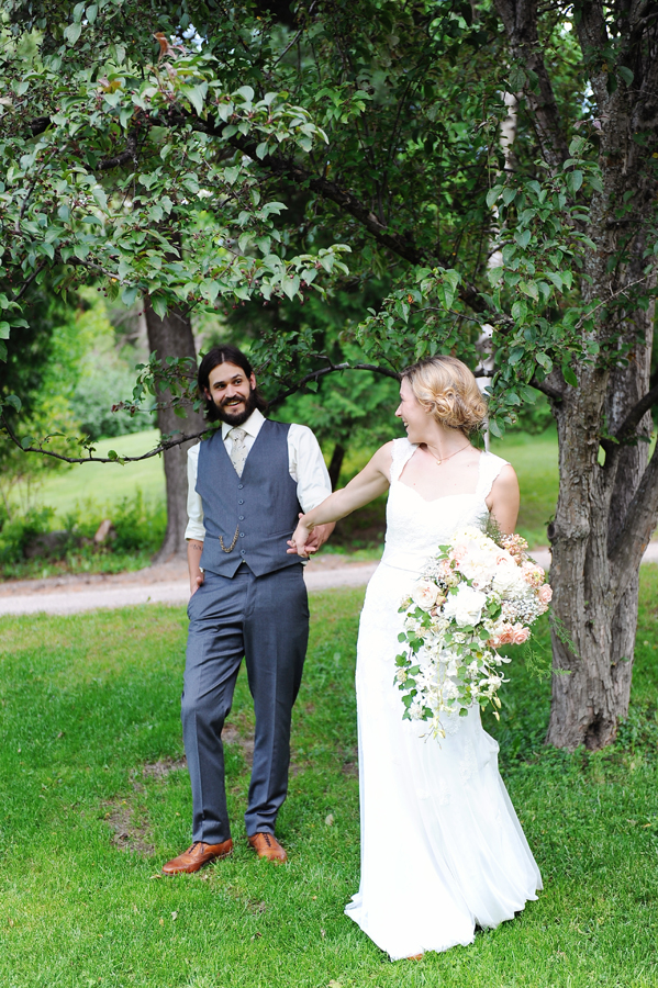 twin-cities-farm-wedding