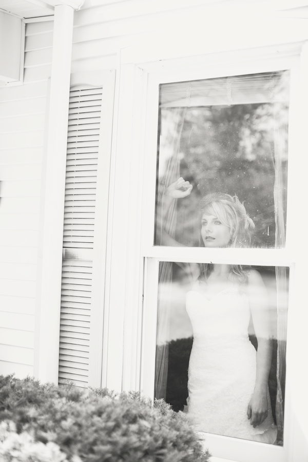 vintage-diy-backyard-wedding