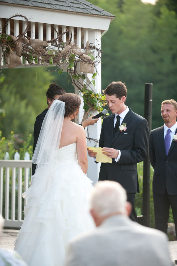 wisconsin-bling-and-burlap-garden