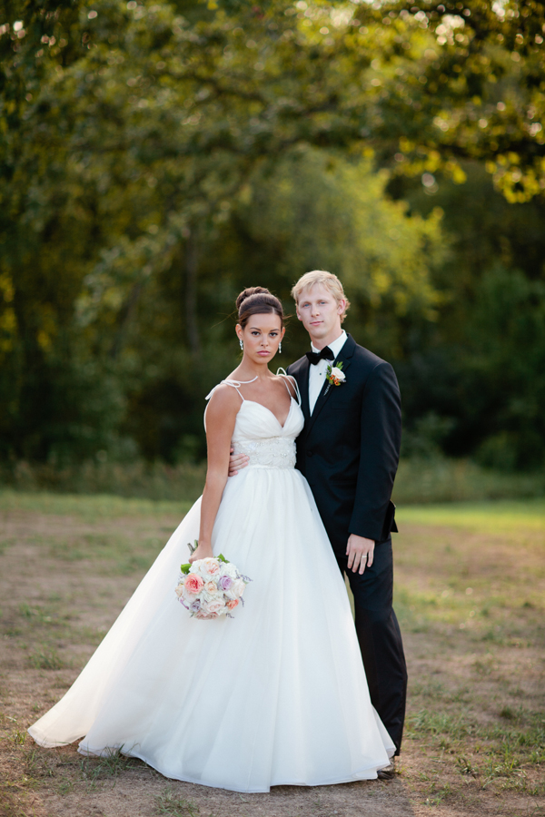 illinois-elegant-barn-wedding