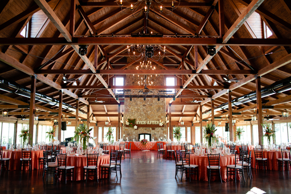 illinois-elegant-barn-wedding