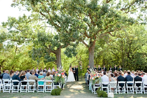 illinois-elegant-barn-wedding
