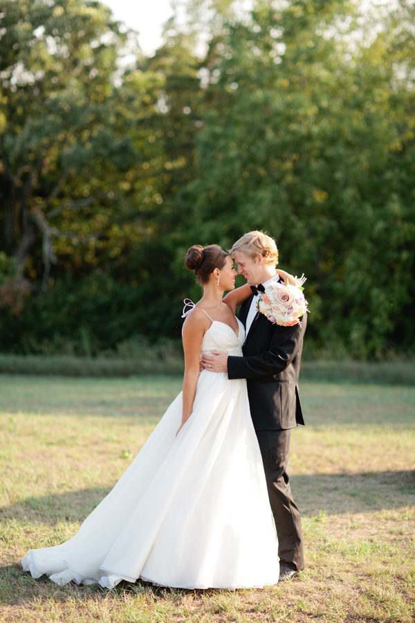 illinois-elegant-barn-wedding