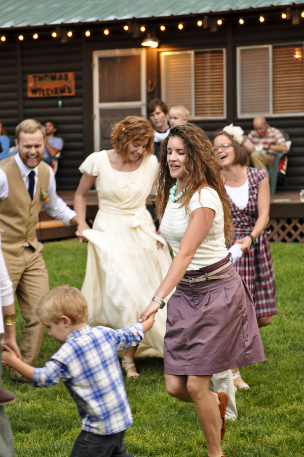 laid-back-utah-wedding-reception