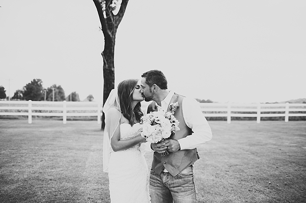 oklahoma-country-wedding-at-kilharens