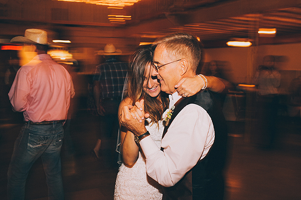 oklahoma-country-wedding-at-kilharens