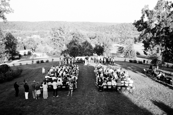 relaxed-outdoor-nashville-wedding