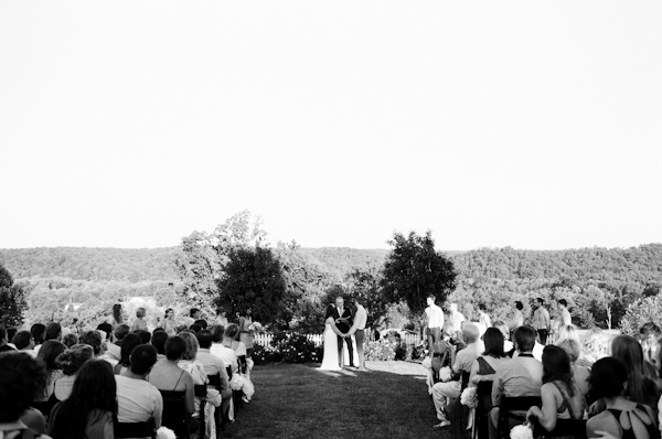 relaxed-outdoor-nashville-wedding