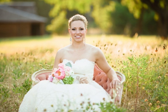 Vintage Outdoor Bridal Session by Sara & Rocky Photography