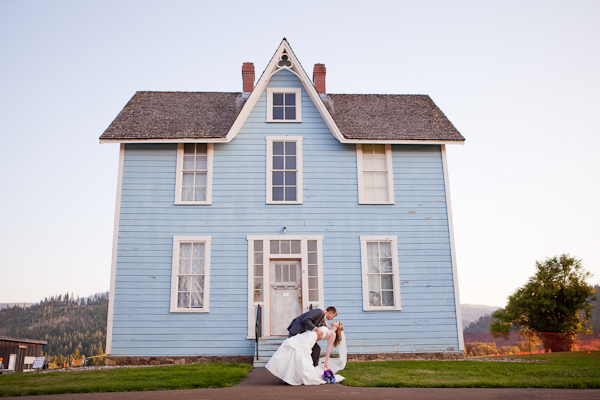 coeur-d-alene-navy-blue-and-purple