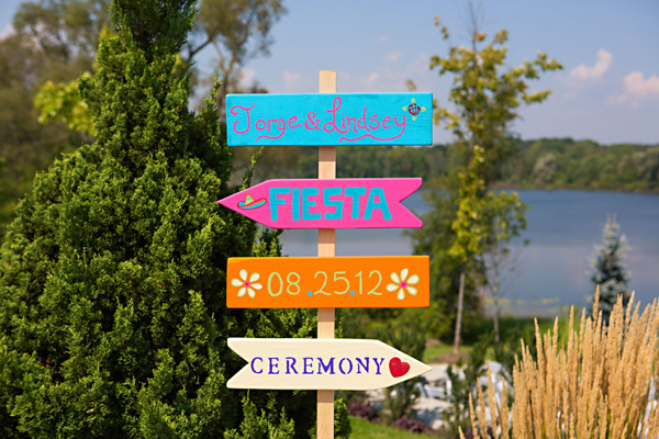 colorful-fiesta-inspired-wedding
