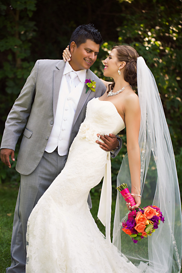colorful-fiesta-inspired-wedding