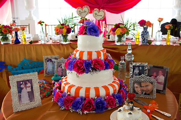 colorful-fiesta-inspired-wedding